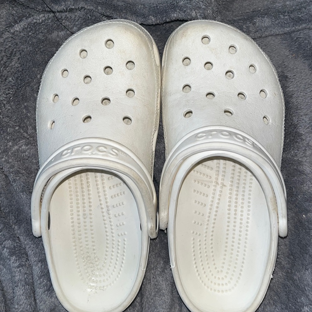 Size: Mens 5 Womens 7